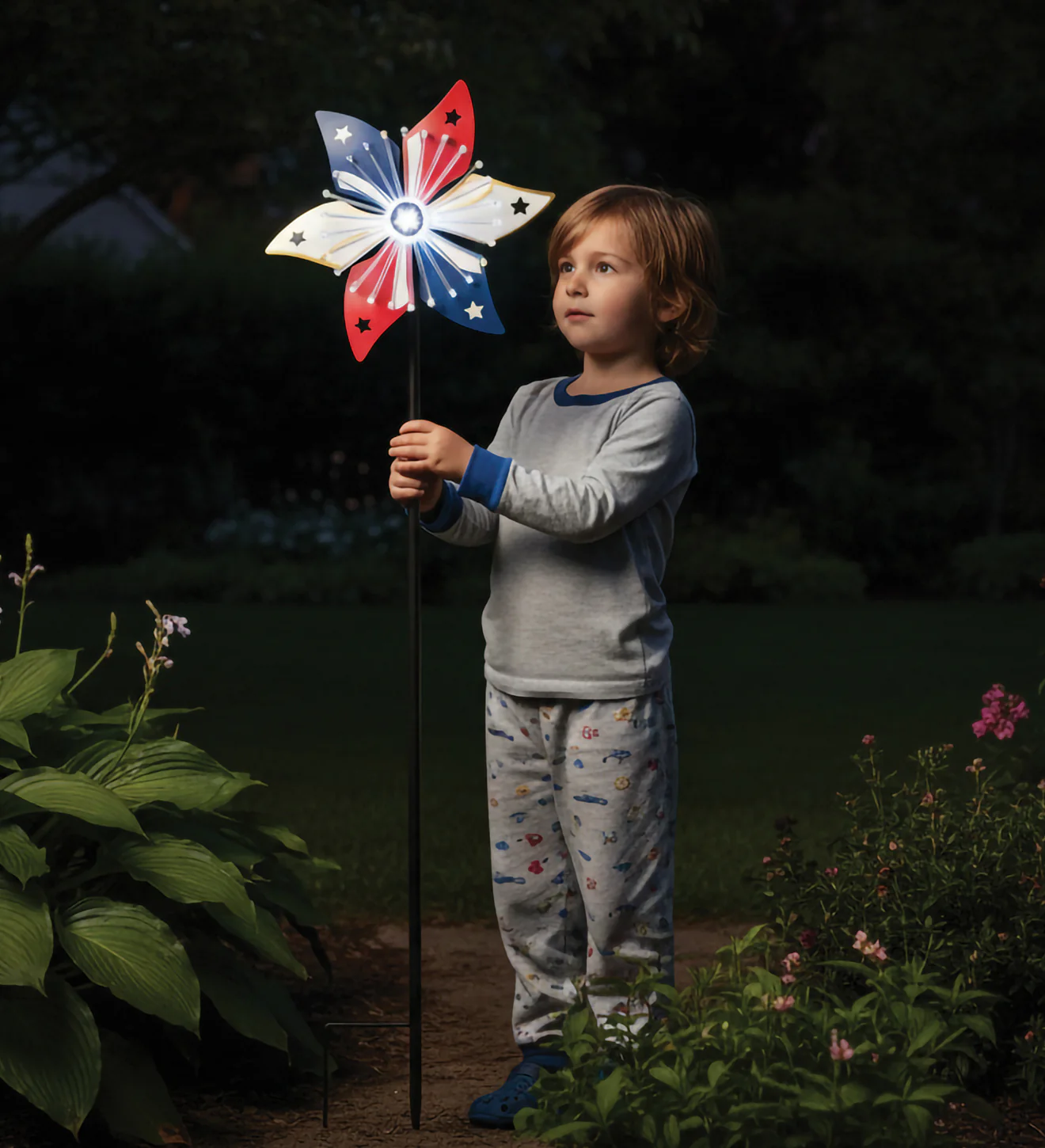 Patriotic Flower Spinner Solar Stake for Outdoor Garden - Image 4